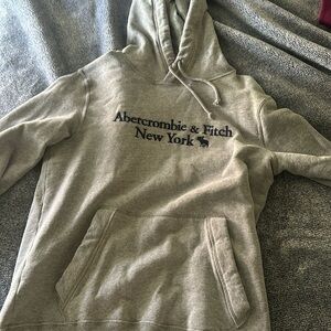 Abercrombie and fitch men’s grey sweatshirt  small